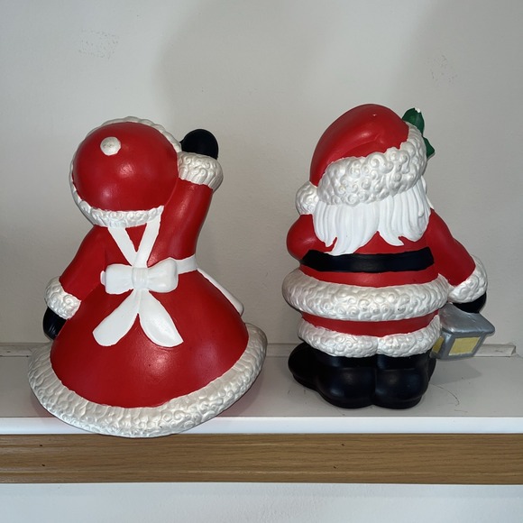 Vintage Atlantic Mold Ceramic Winking Santa And Mrs. Claus Waving Hand Painted - Picture 4 of 6